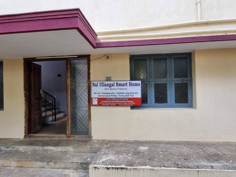 21c9a22d-a63c-4833-b08d-315b4401fbeb