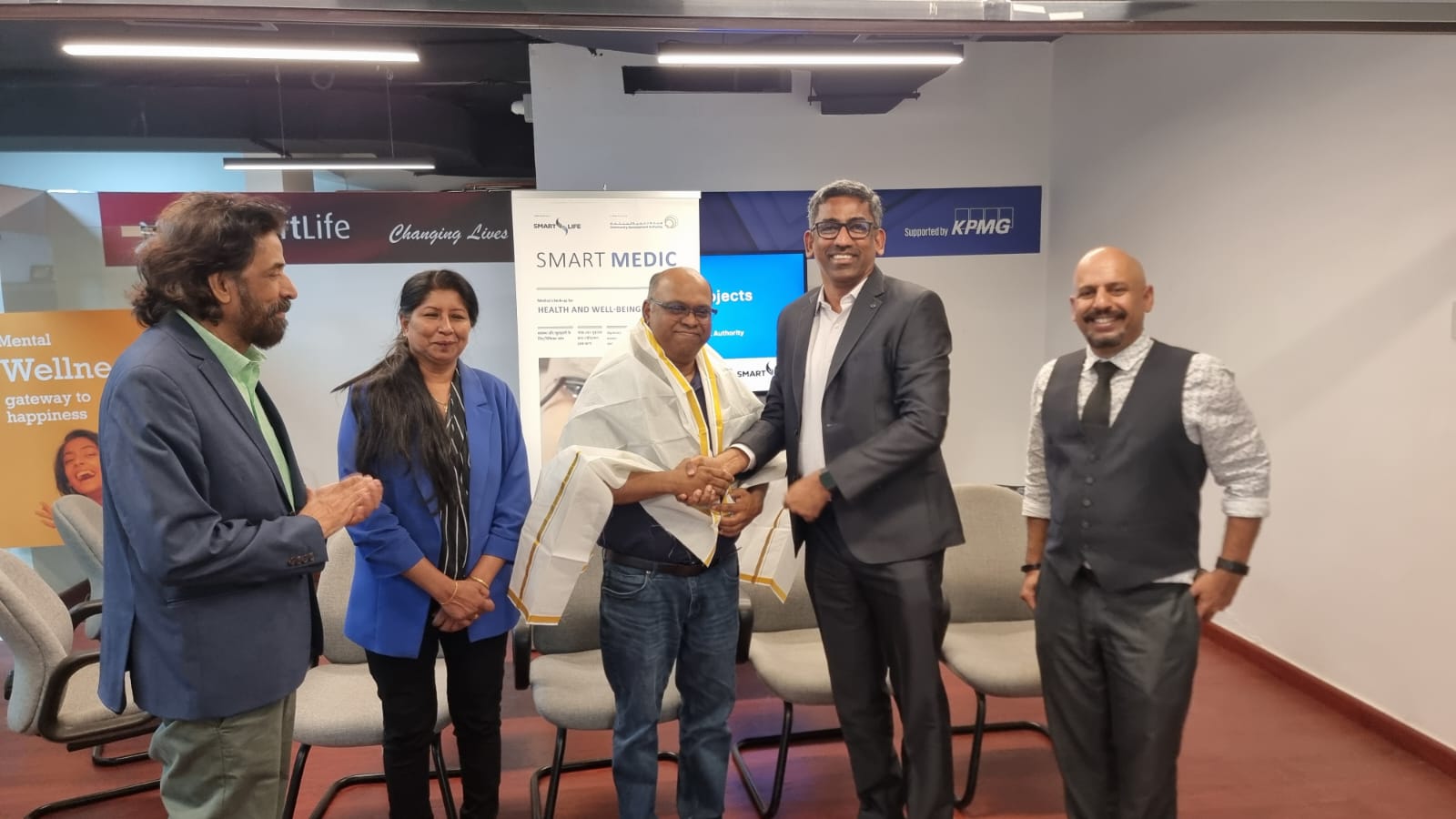 efab11d6-2fbe-4e15-a284-2e0cdf8f9121