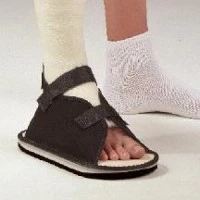 Deroyal #2033-01, CAST SHOE BLACK CANVAS, ROCKER, OPEN, XS, EACH Image Deroyal #2033-01, CAST SHOE BLACK CANVAS, ROCKER, OPEN, XS, EACH Image