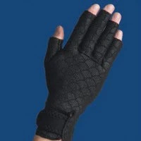 Swede-O #929333, Glove Arthritic Thermoskin SM 7-7-3/4" 1/Pr Image Swede-O #929333, Glove Arthritic Thermoskin SM 7-7-3/4" 1/Pr Image
