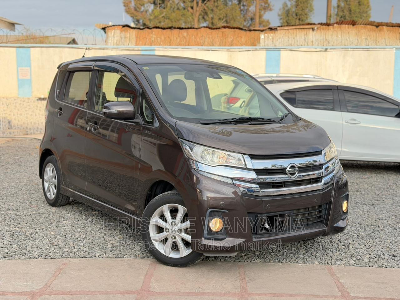 Nissan Dayz Highway 3