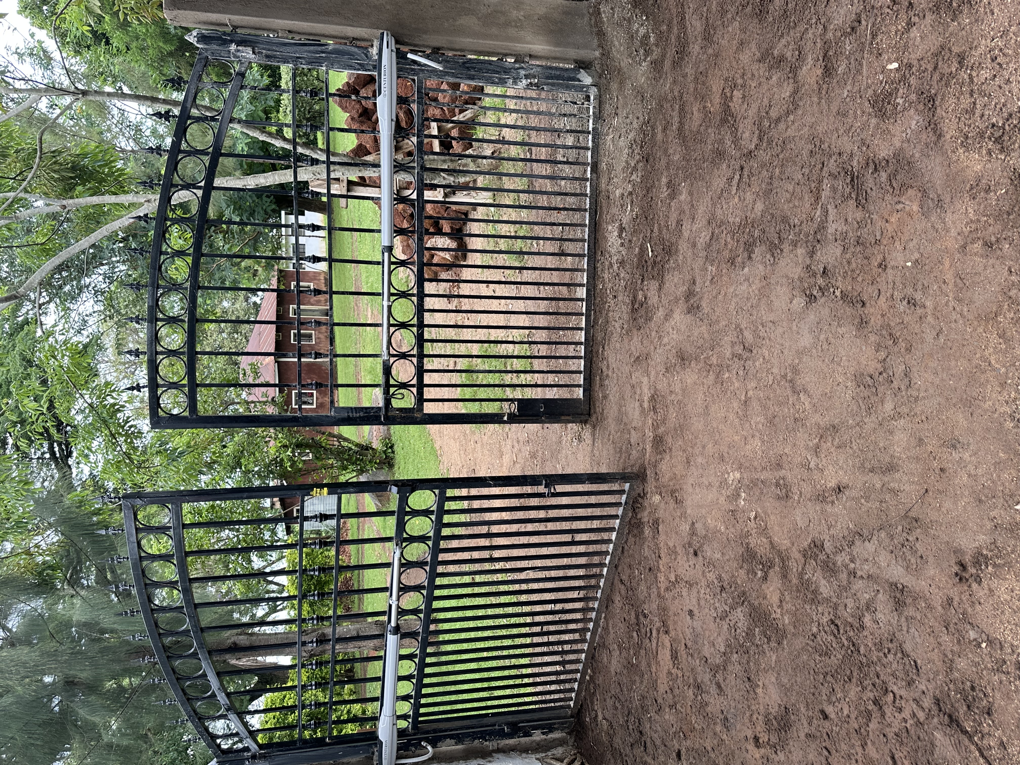 Automatic Gate Openers with Automatic locks - [Undisclosed location) - photo 2