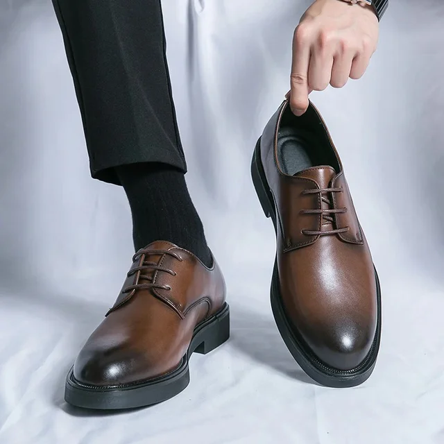 CLÁSSICO ITÁLIA APONTOU TOE SAPATOS DE COURO DOS HOMENS LUXO OXFORDS NEGÓCIOS FORMAL ESCRITÓRIO SAPATOS MASCULINOS BOOS VESTIDO PRETO SAPATOS DE CASAMENTO
