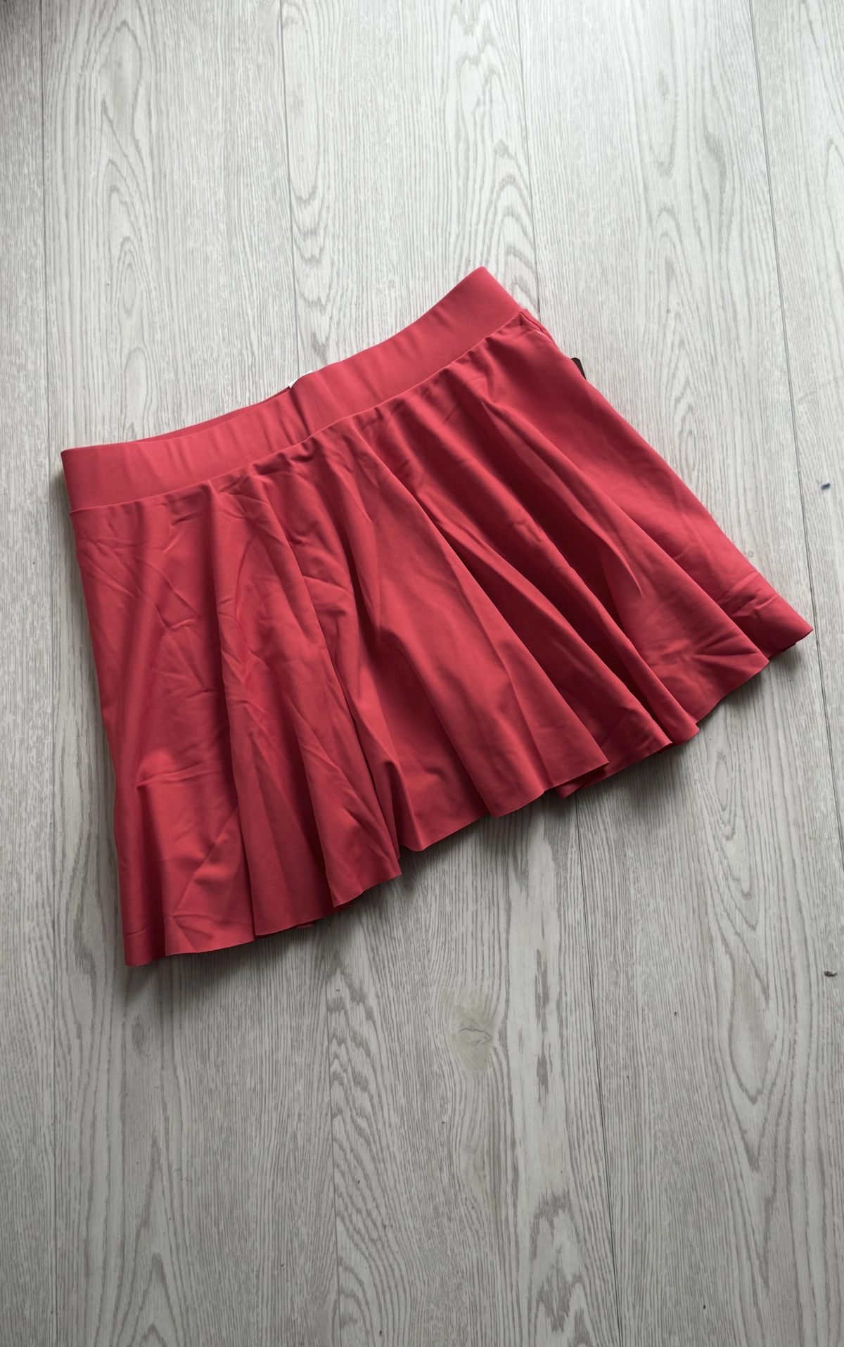 SHORT POLLERA ALESSIA ROJO