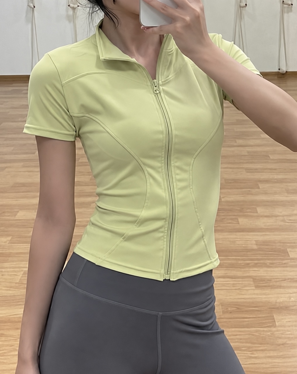 REMERA VALLORY VERDE