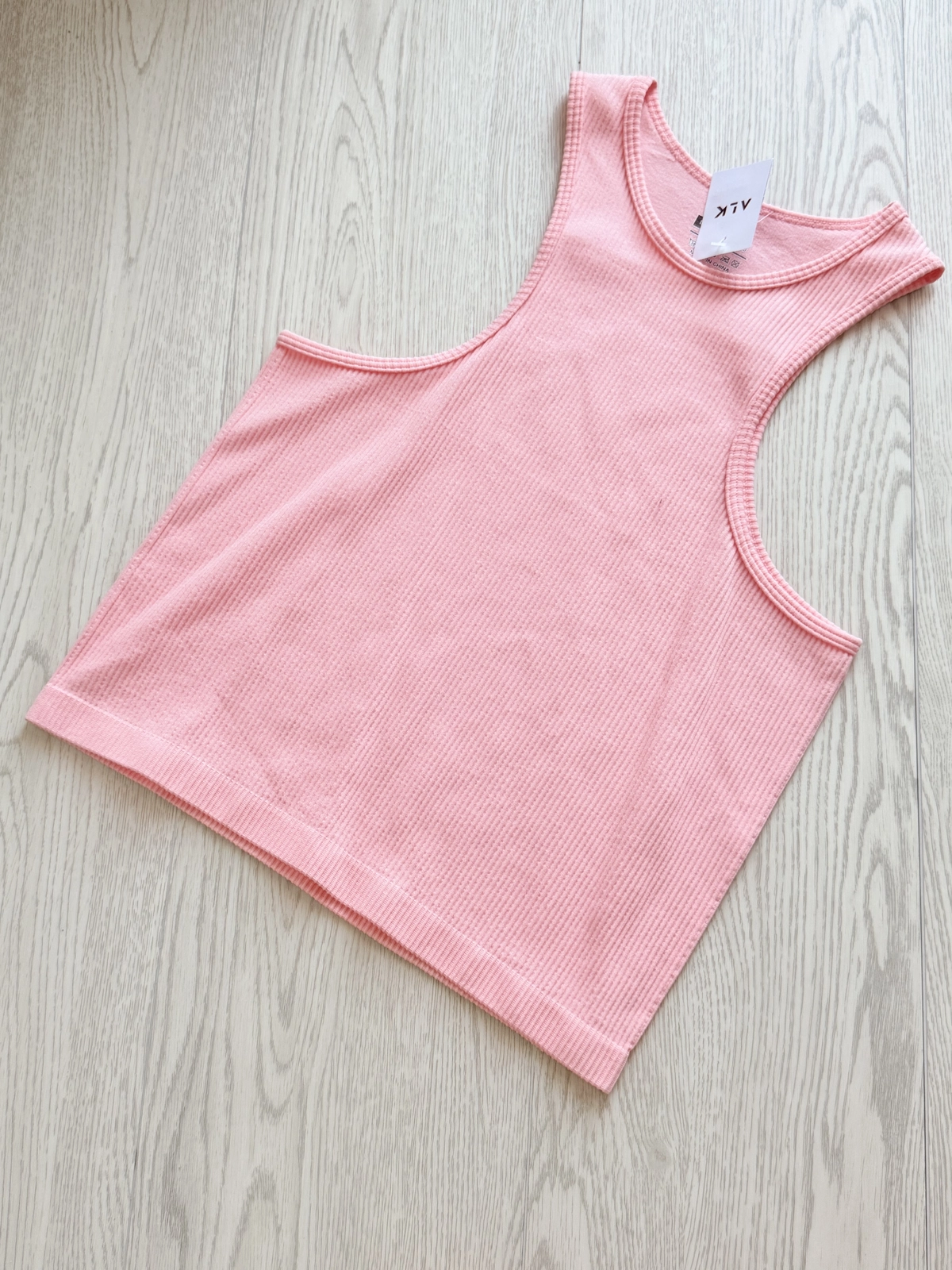 Crop Maia