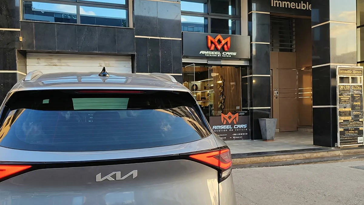 Voiture de location pour voyager pendant la CAF 2025 avec Amseel Cars