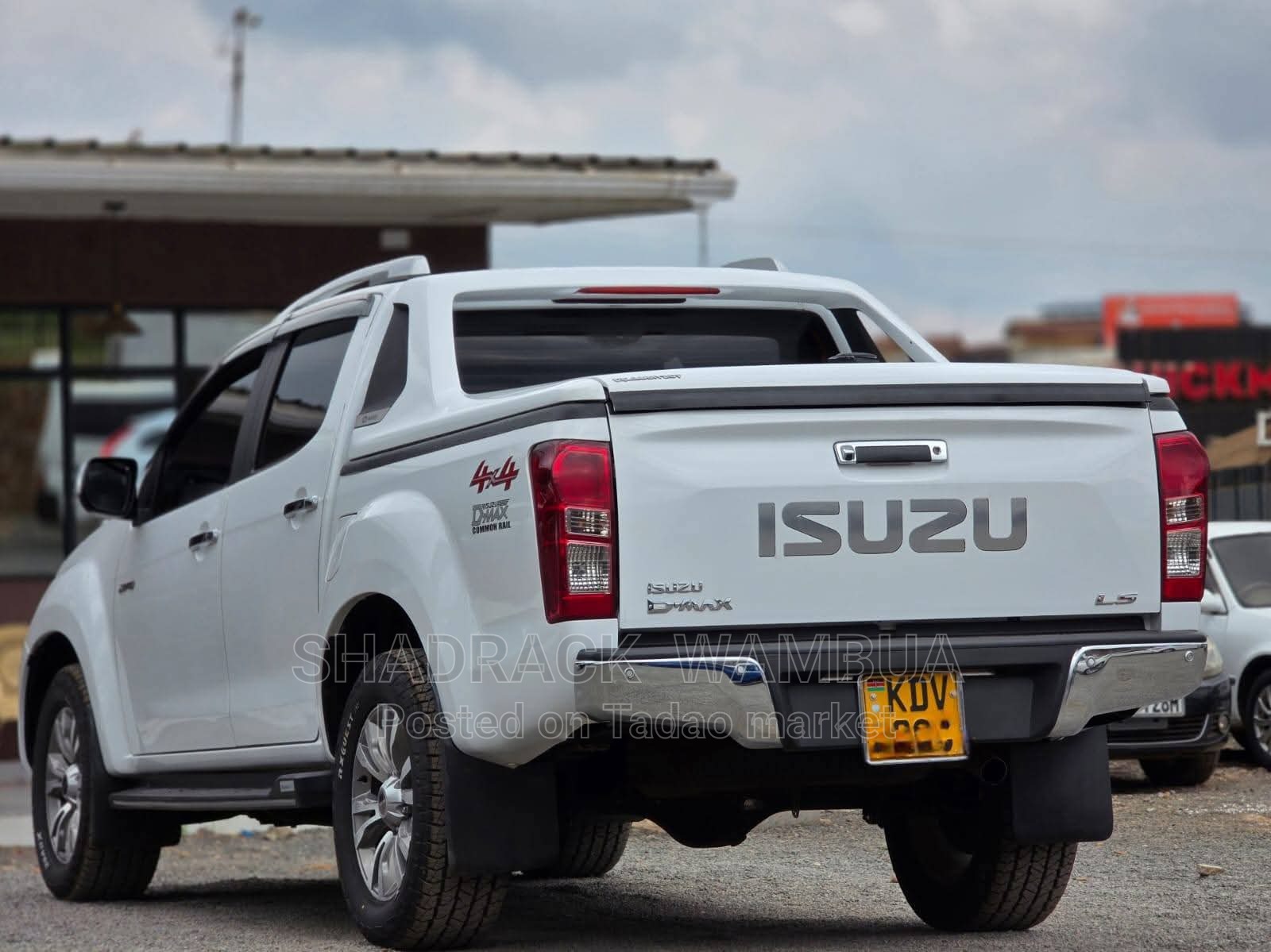 ISUZU D-MAX DOUBLE CABIN 2