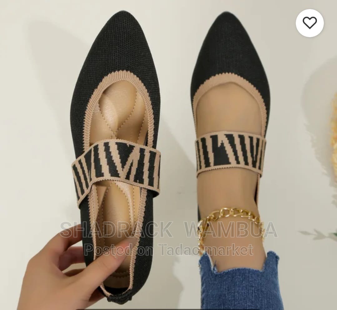 Fancy Breathable Rubber Shoe 2