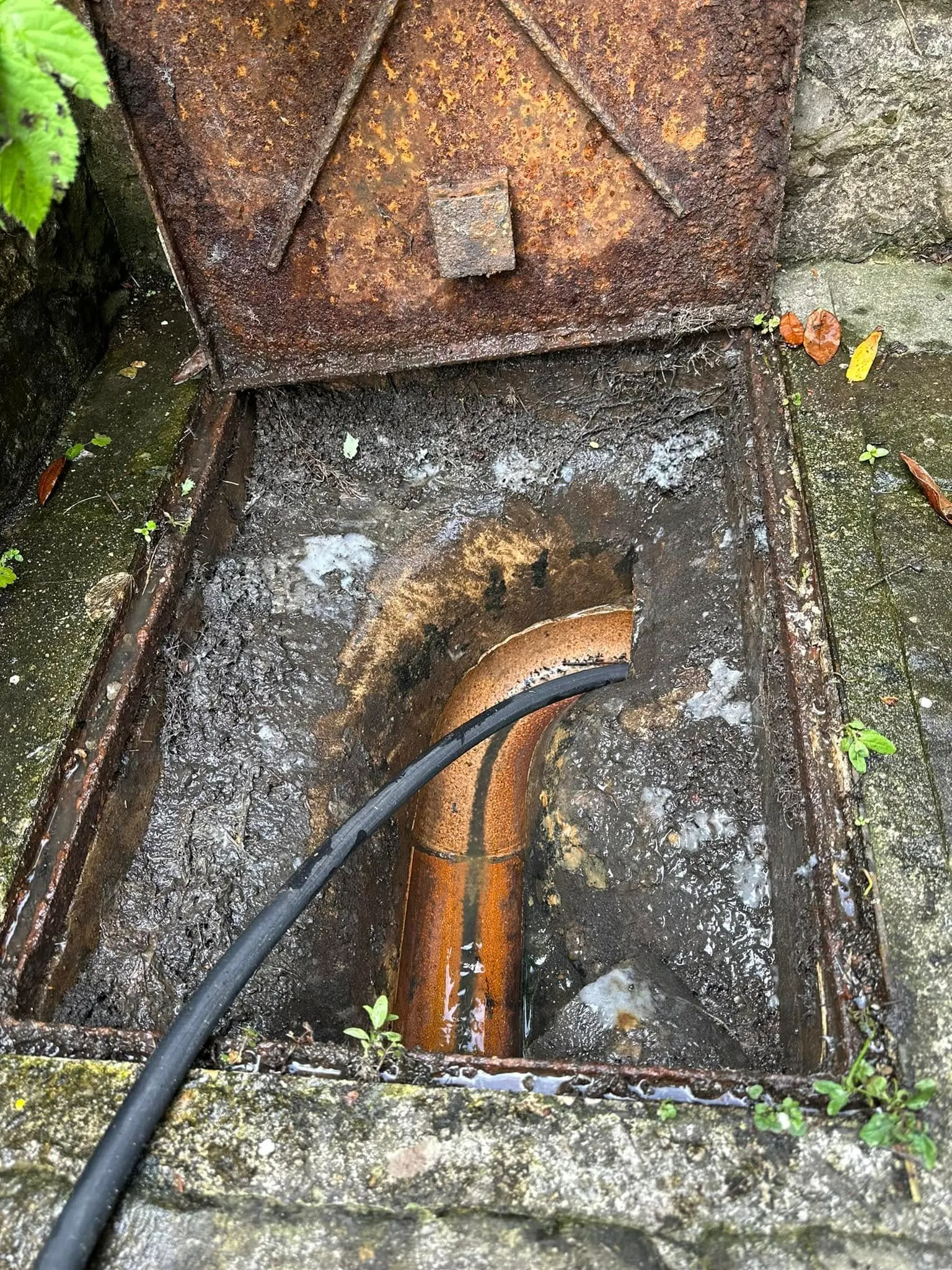 Emergency Drain Unblocking service by Drain2 Flow Devon 