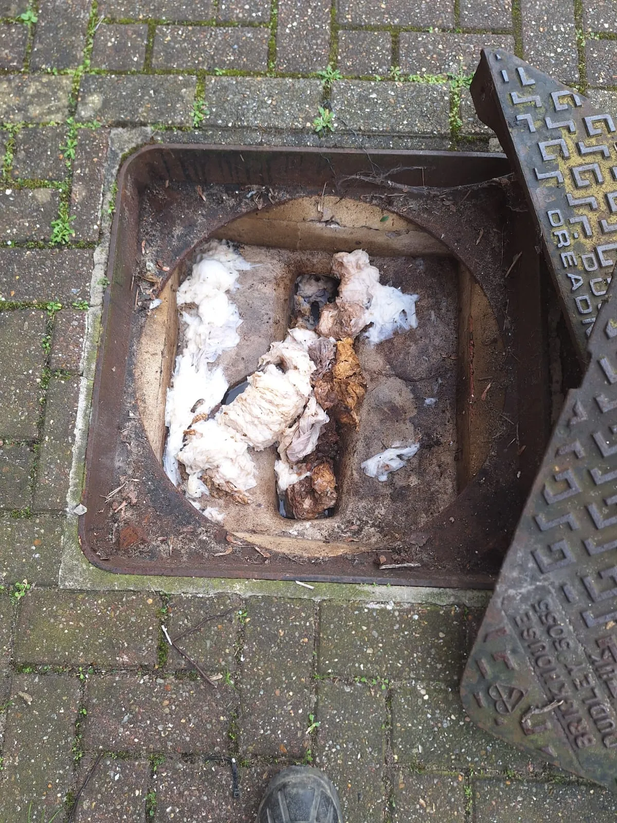 Emergency Drain Unblocking service by A1 UK Drains in Wokingham