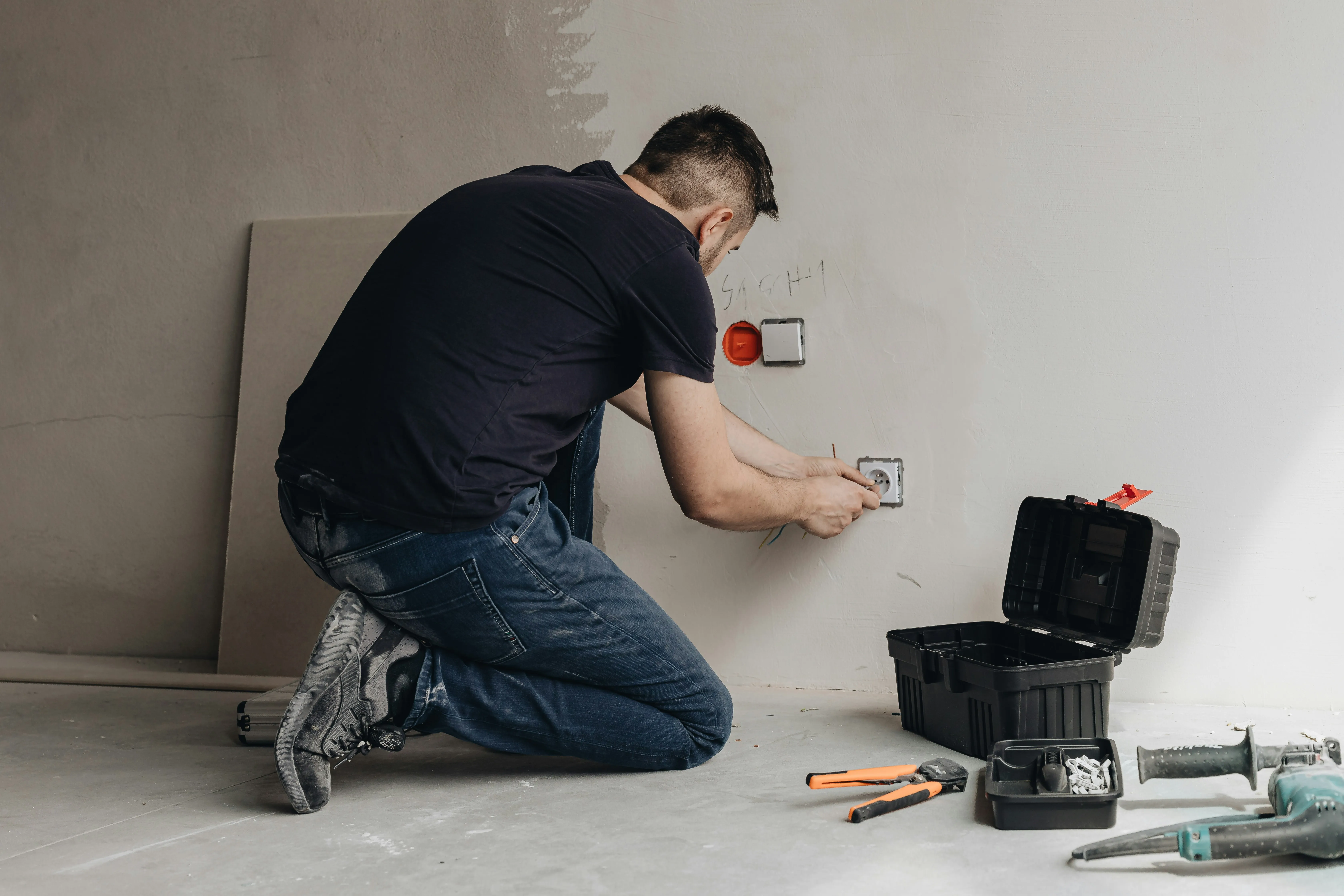 Domestic Electrical Services by Limani Electrician LTD