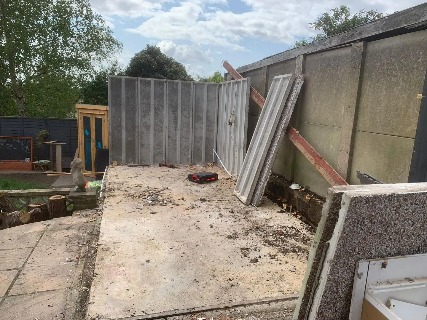 Asbestos Garage Removal project by Roars Services