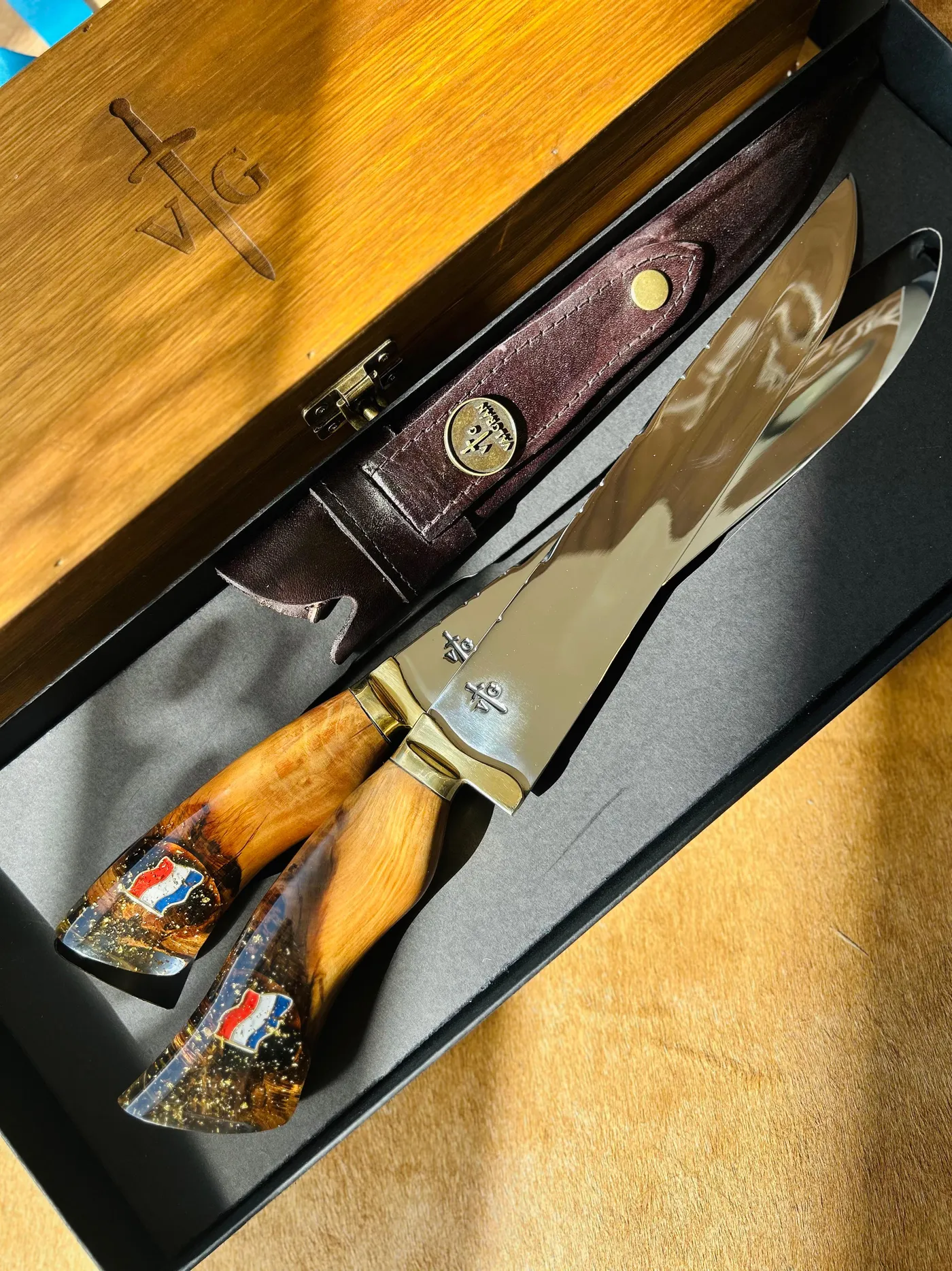Cuchillo Artesanal Valgran - Linea Punta Ancha Edición Paraguay