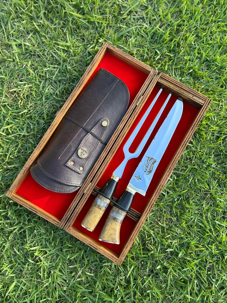 Conjunto Artesanal Valgran - Cuchillo Punta Ancha + Tenedor  