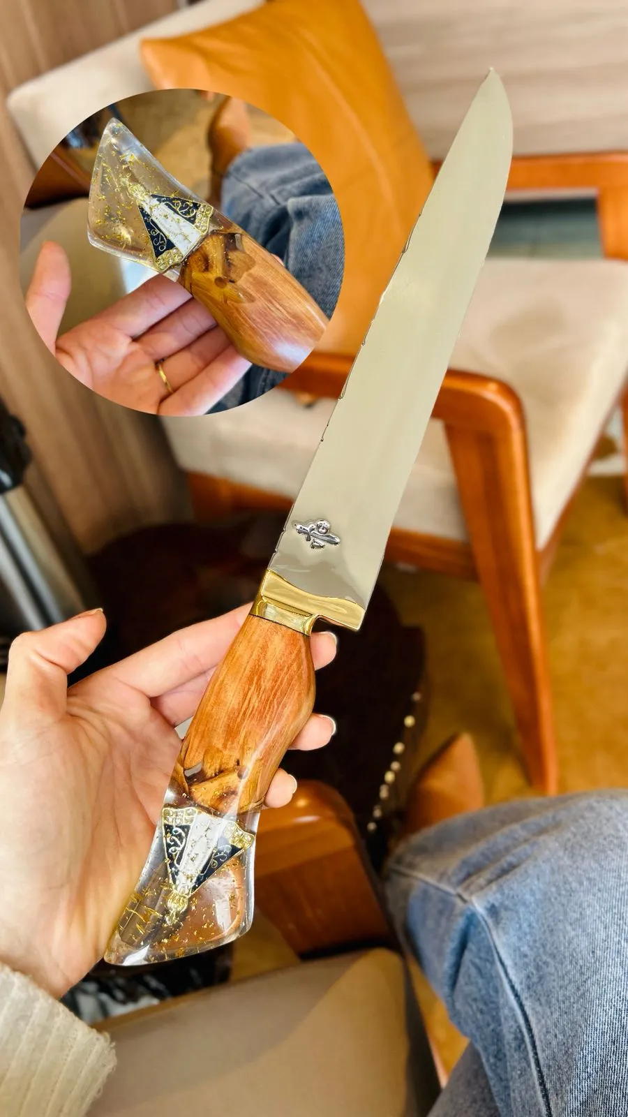 Cuchillo Artesanal Valgran - Linea Punta Ancha Mango Decorado c/ Pingente