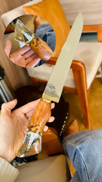 Cuchillo Artesanal Valgran - Linea Punta Ancha Mango Decorado c/ Pingente