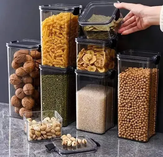 8 pcs food/pastry storage containers 2