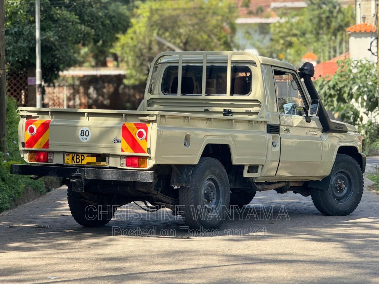 TOYOTA LAND CRUISER 2