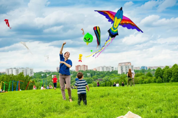 Celebrate the Outdoors with These Must-Have Kite Gift Ideas