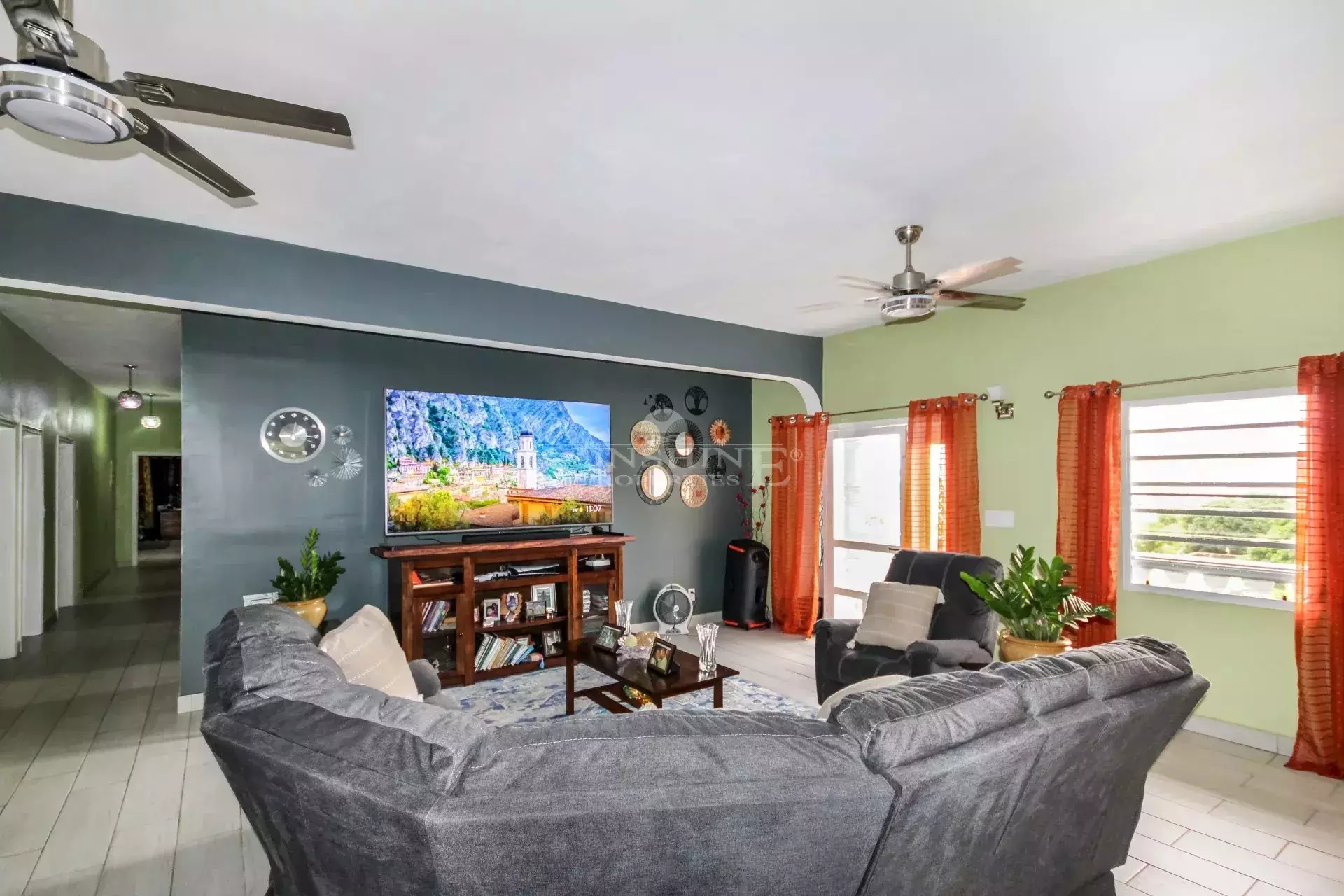 listing image