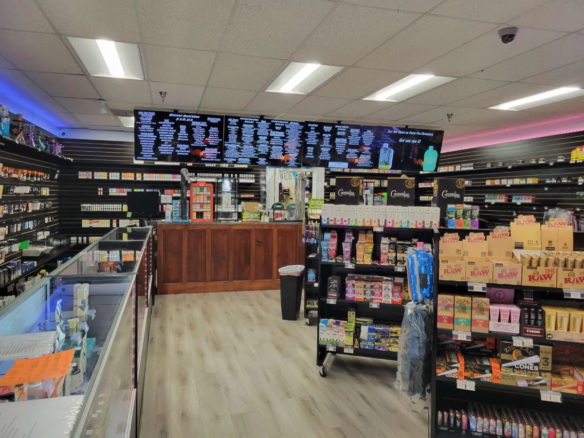 Mid South Vapors - Olive Branch – Vaporizer store photo 2 in Olive Branch, MS