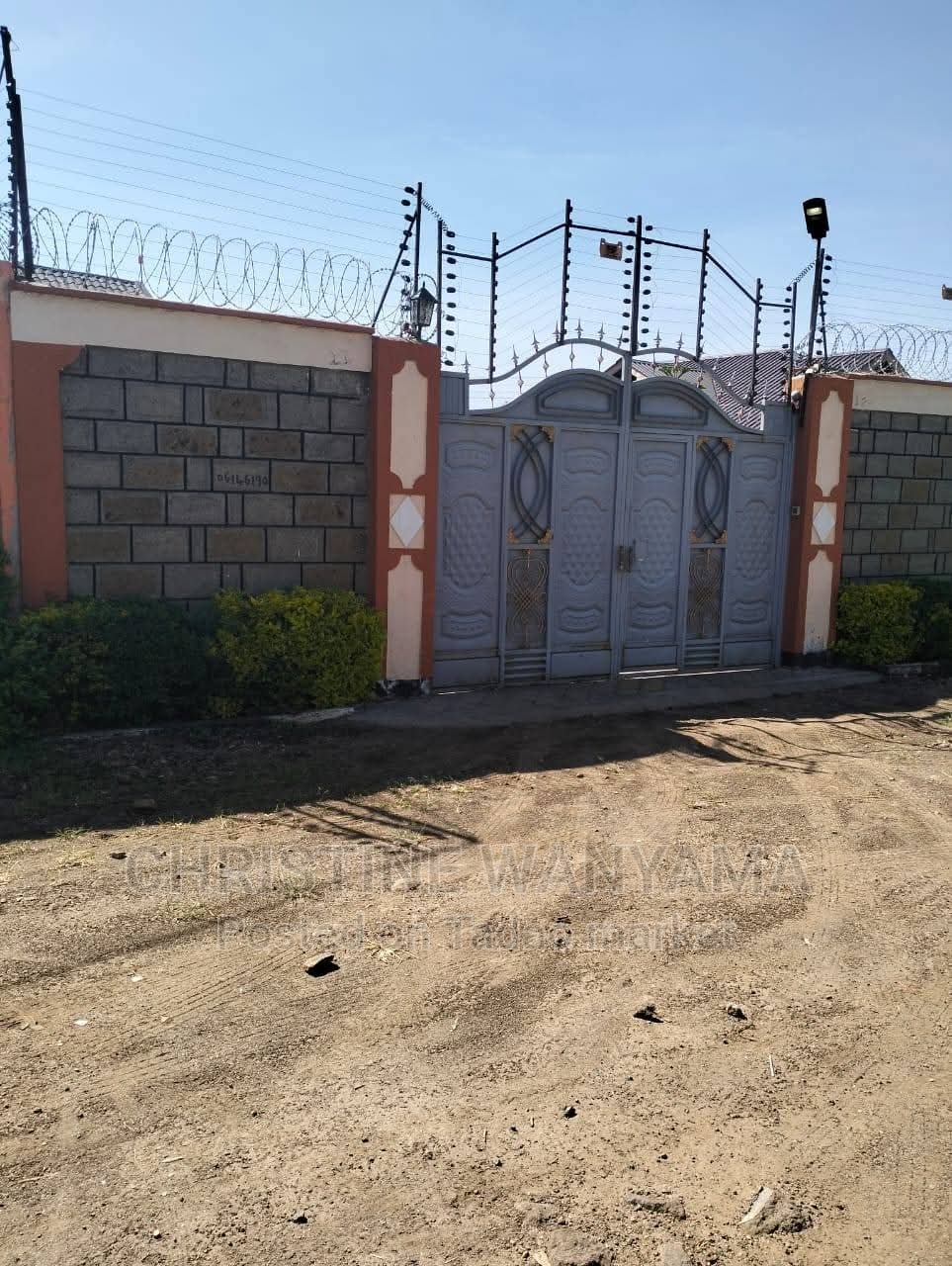 Bungalow house for sale 3