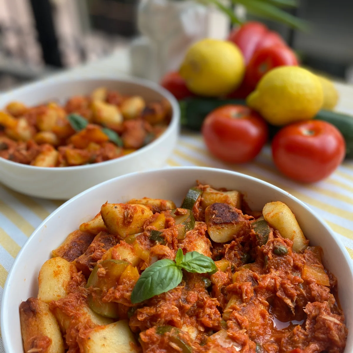 Crispy Gnocchi with Tuna and Tomato Vegetable Sauce Recipe - Rocely