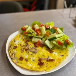Omelett mit getrockneten Tomaten