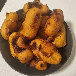 Mofo Akondro: Plátanos fritos tradicionales de Madagascar en una capa crujiente
