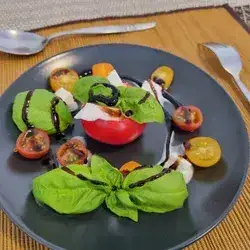 Buffalo Mozzarella with Fresh Cherry Tomatoes Recipe - Rocely
