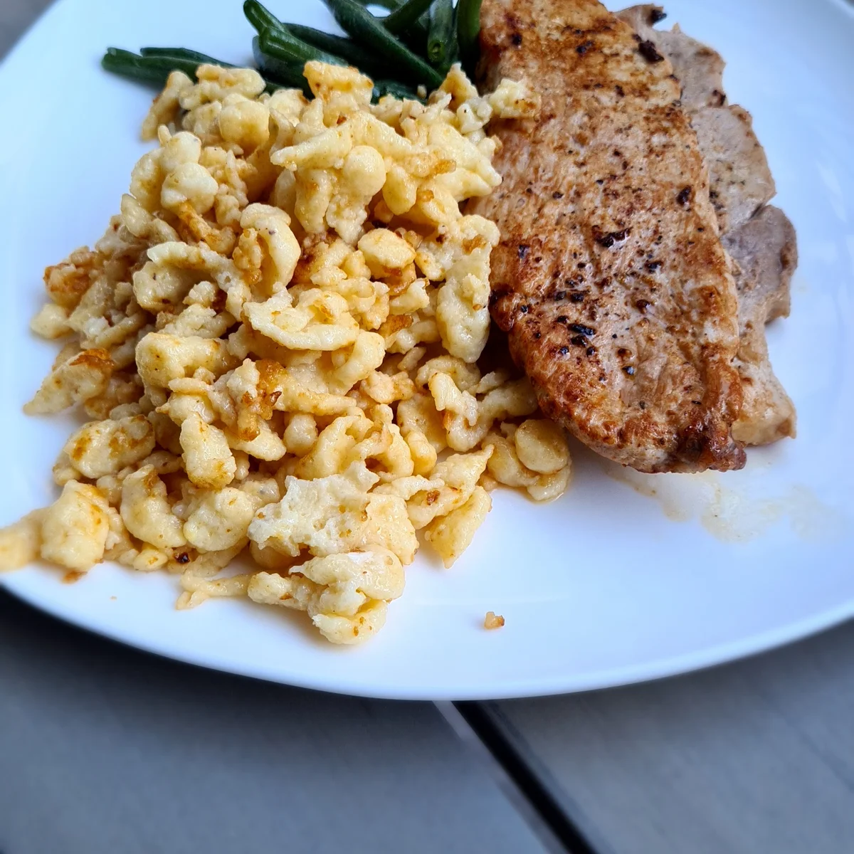Spätzle with Pork Schnitzel Recipe - Rocely
