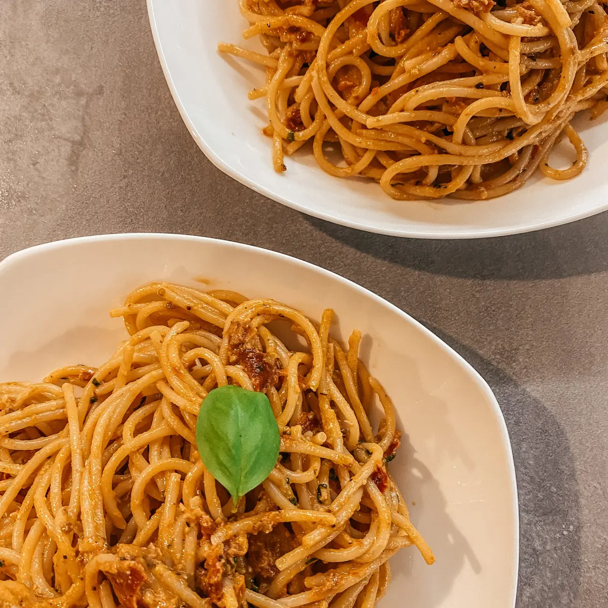 Pasta with SunDried Tomatoes Recipe - Rocely