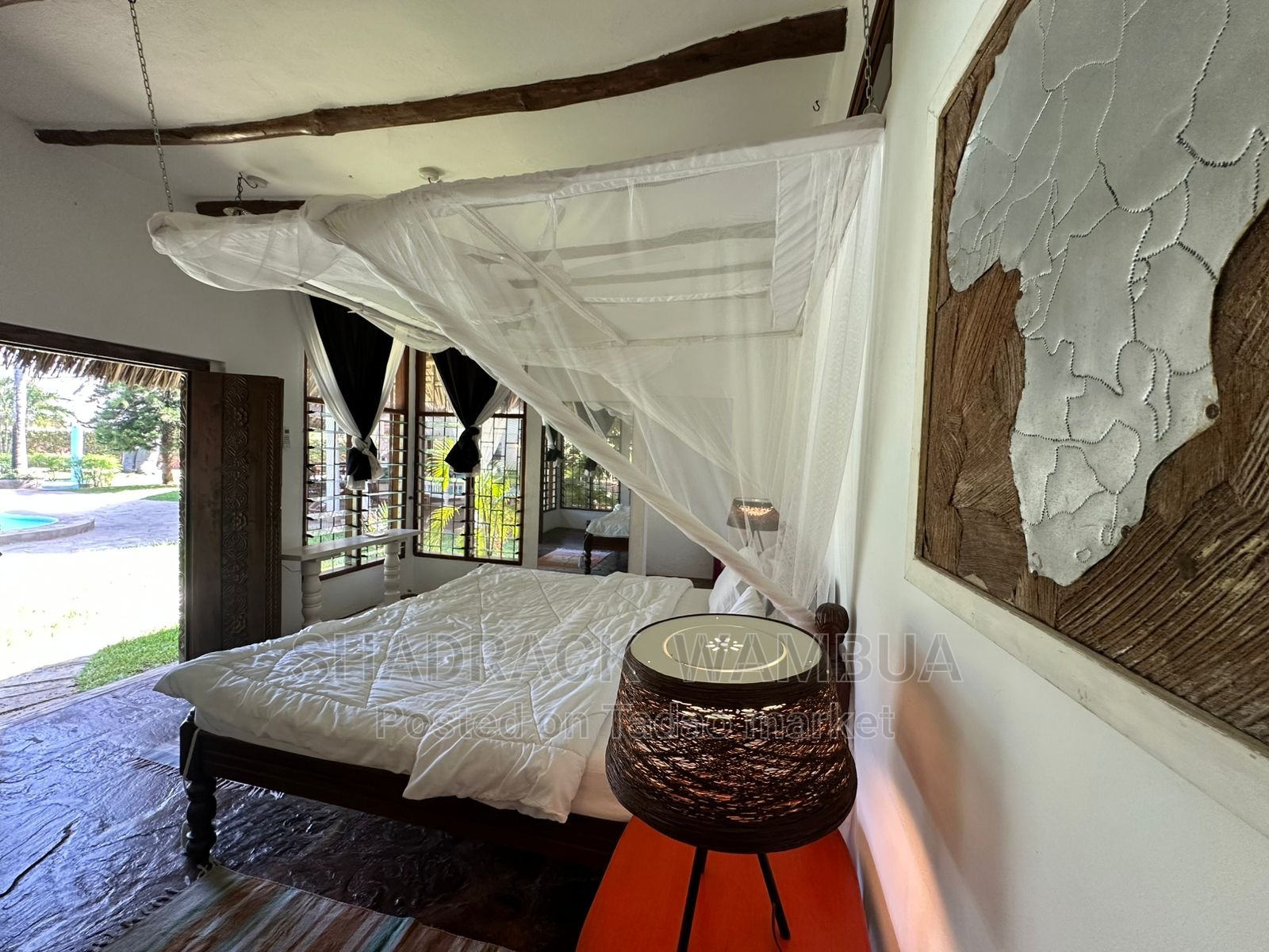 Fully Furnished 5 bedroom private villa 3