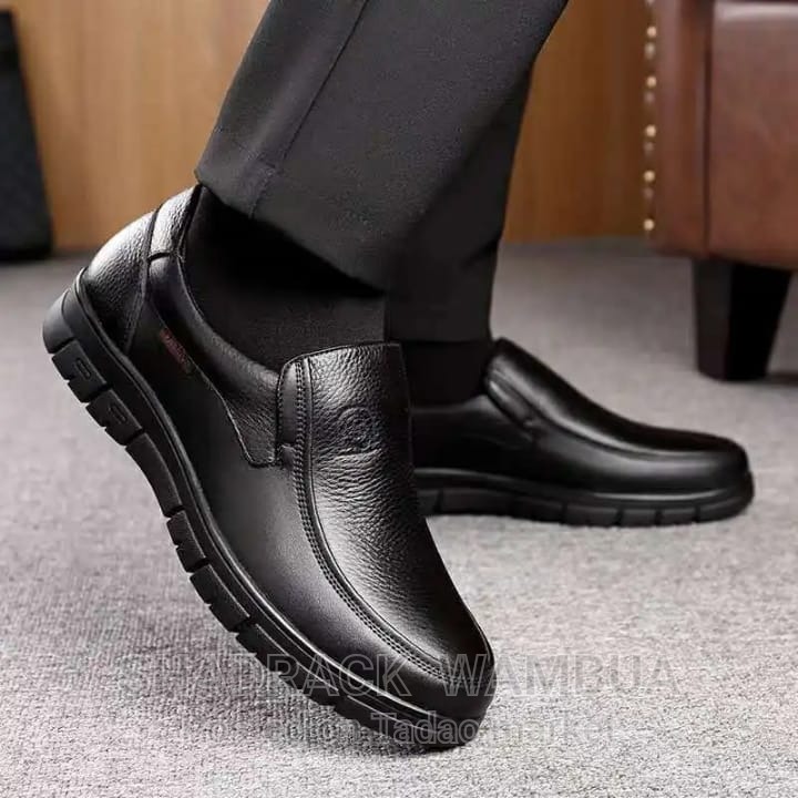 Men Classic Casual 2