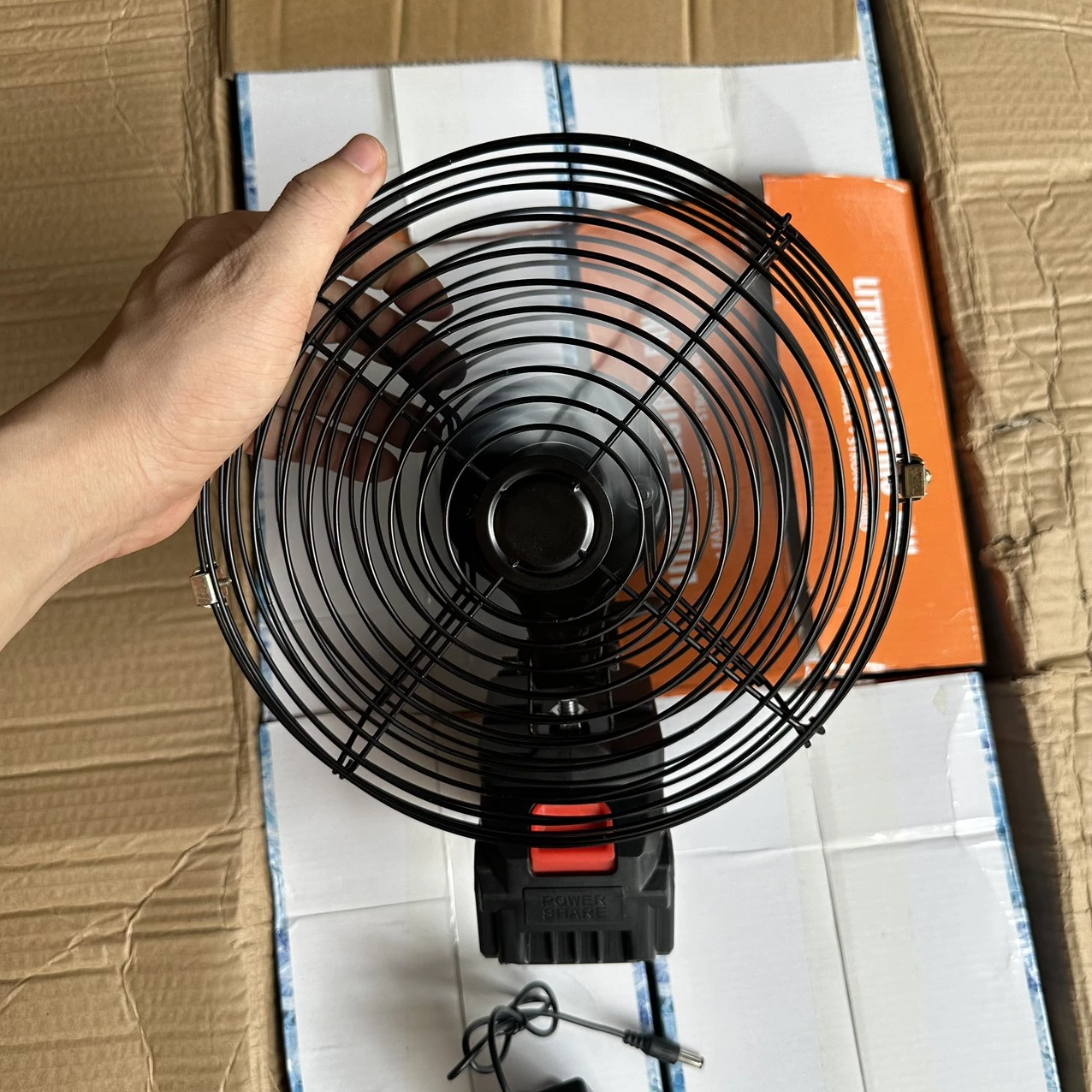Rechargeable Lithium Table Fan alt