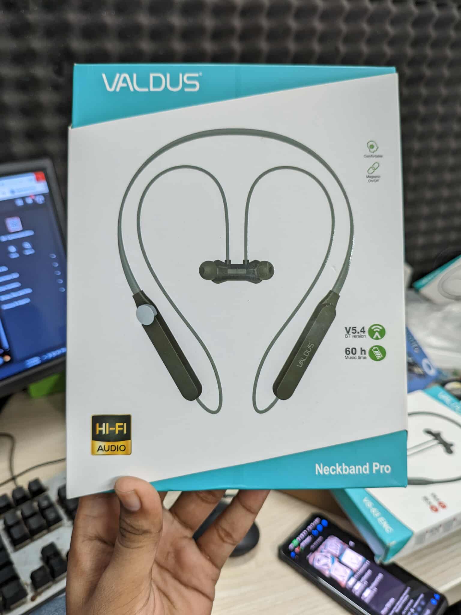 VALDUS Neckband Pro Bluetooth Neckband