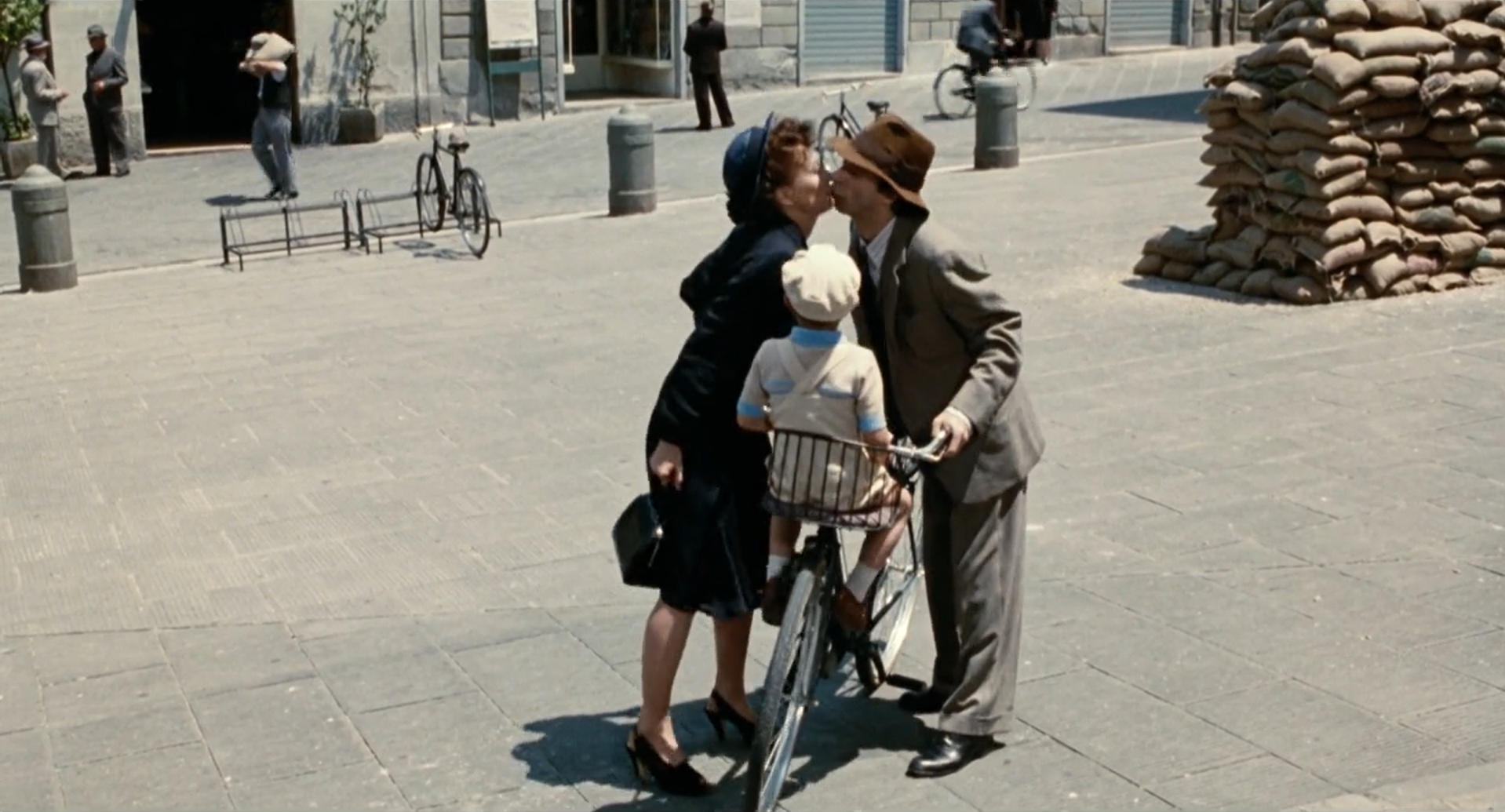 Cosa sono le note d'autore - Frame del film La vita è bella