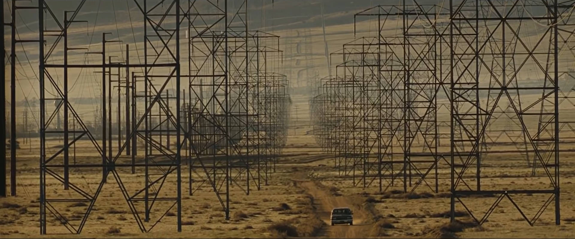 Esempio di campo lunghissimo: Frame del film Seven