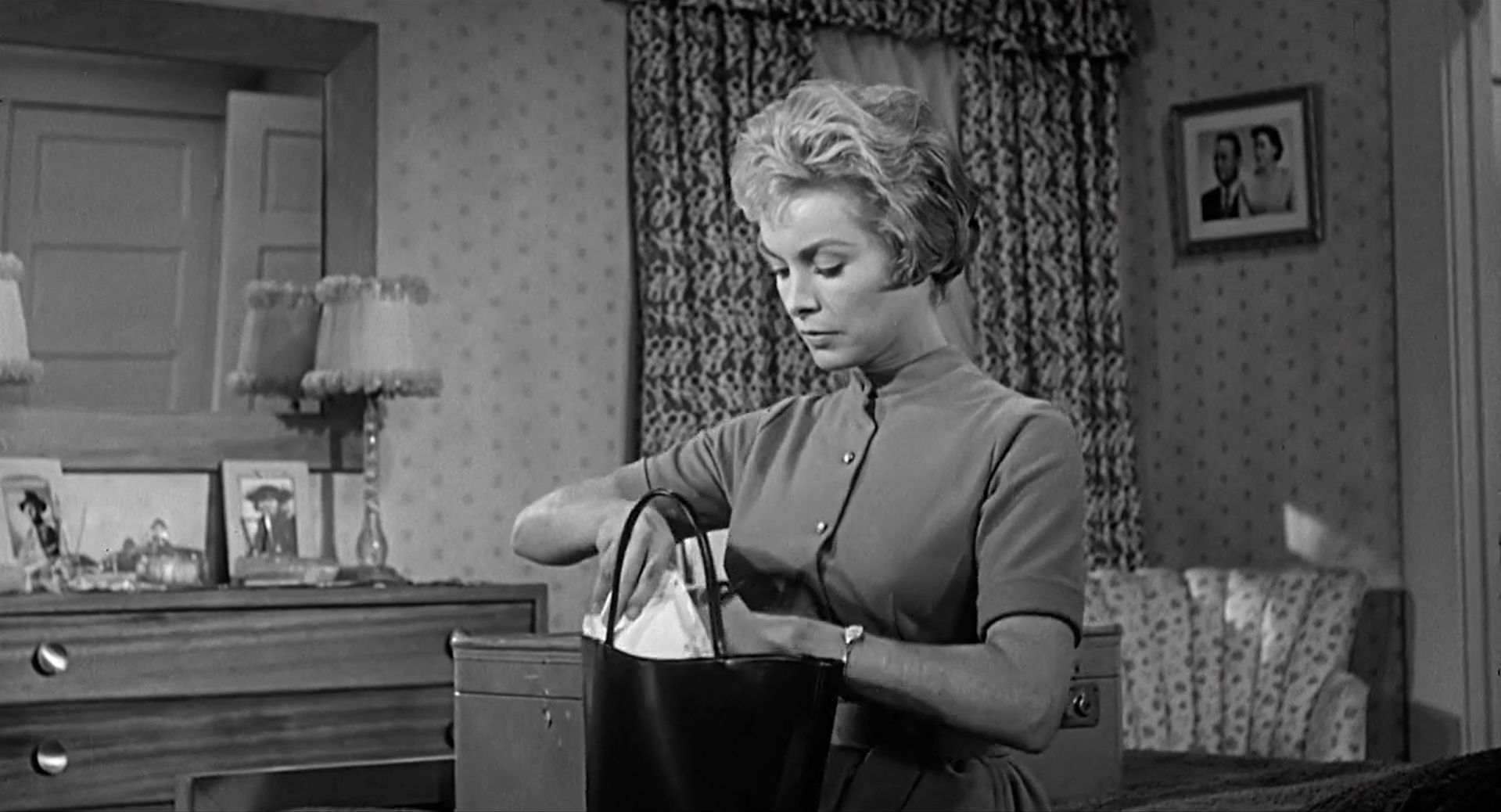Psycho: MacGuffin - Frame del film soldi rubati