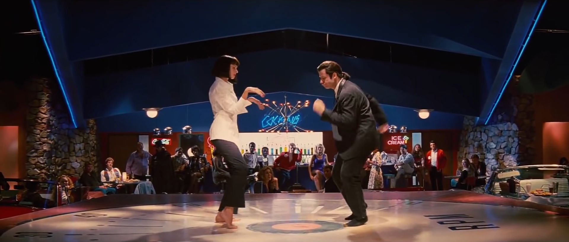 La figura intera: Frame del film Pulp Fiction