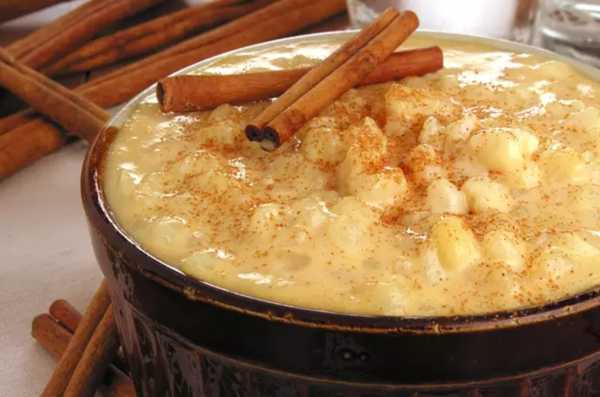Como fazer: Canjica Tradicional com Amendoim -  Receita Fácil