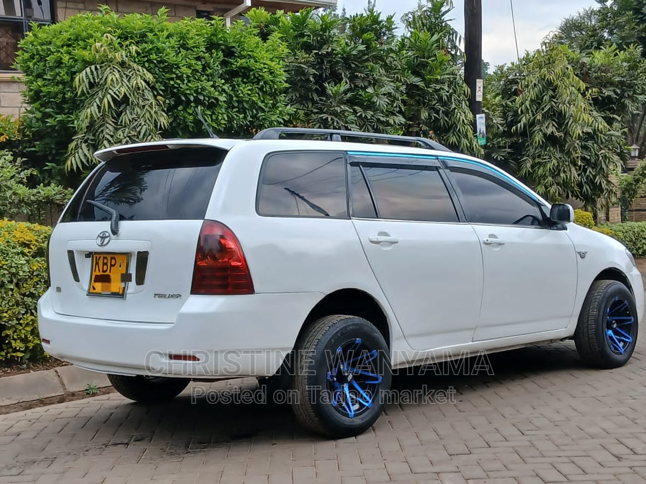 TOYOTA COROLLA FIELDER 3