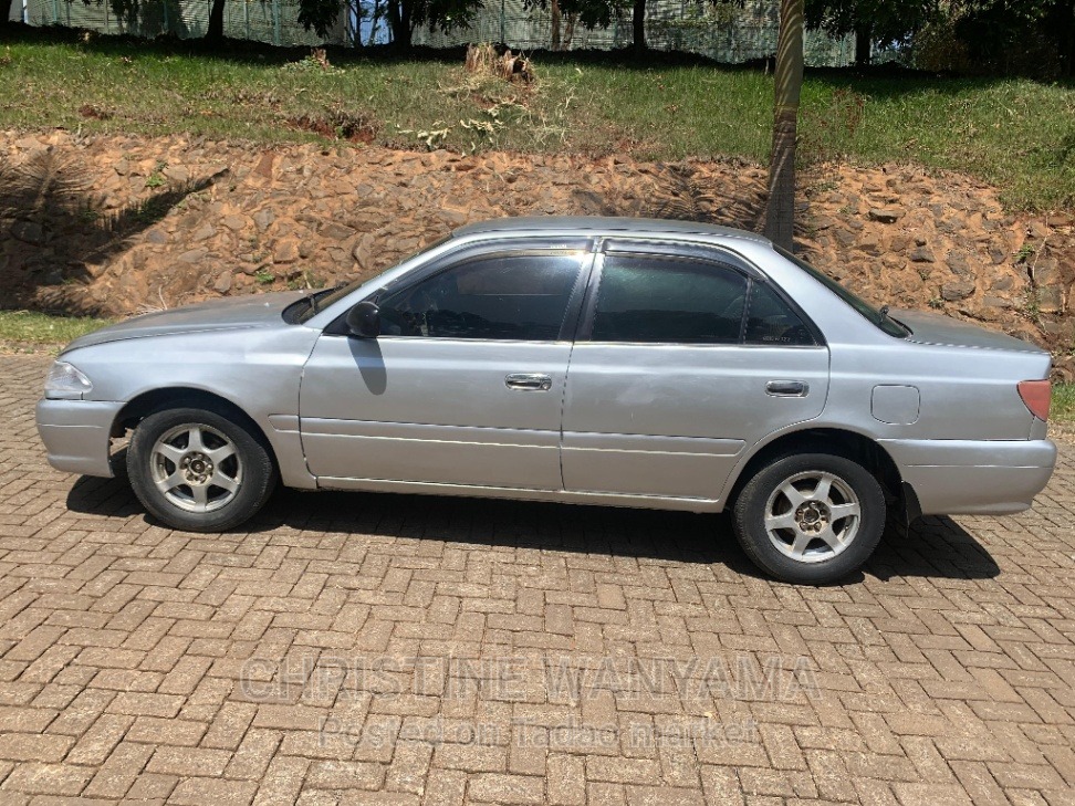 Toyota Carina 3