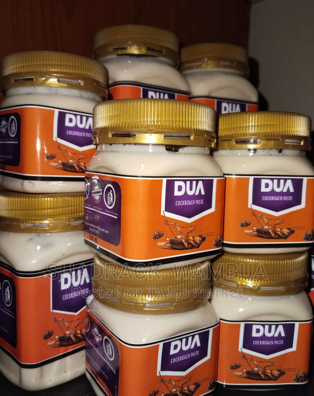 Dual cockroach paste 2