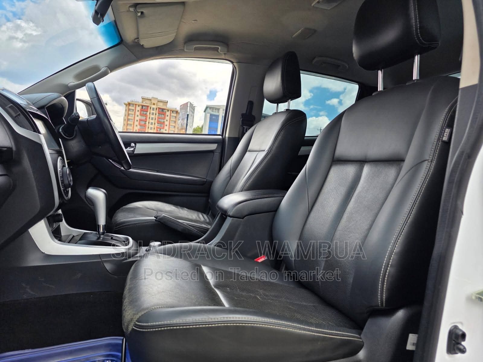 ISUZU D-MAX DOUBLE CABIN 3