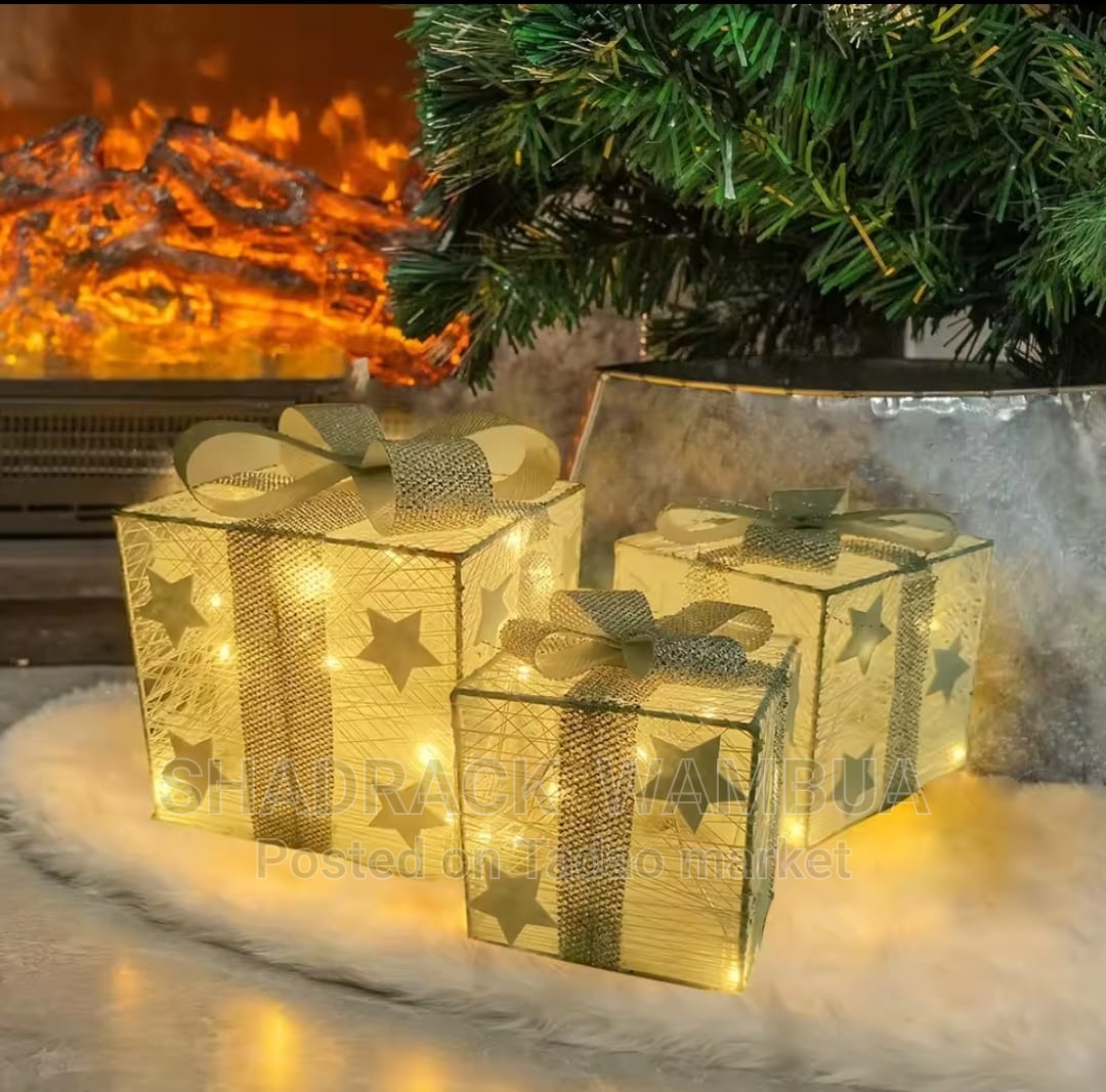 Lighted Giftbox 3