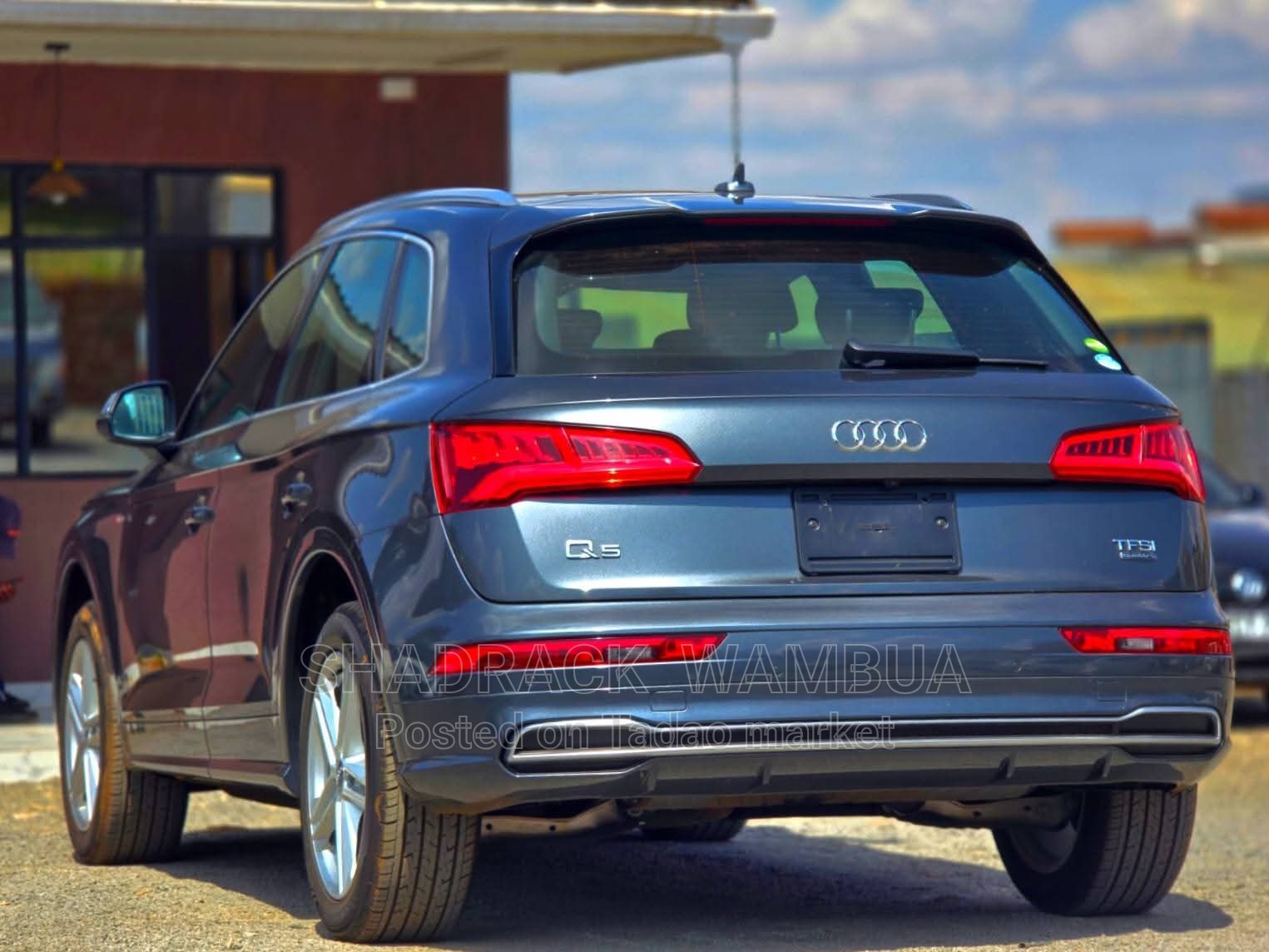 AUdi Q5 B9 S-LiNE 3