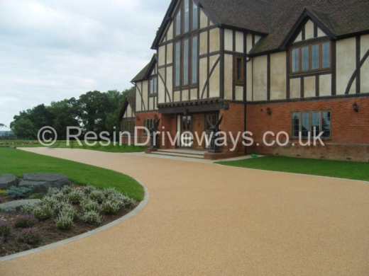 Essential Features of Resin Bound Paving