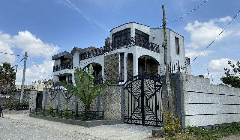 Gerji Mebirat 316 m² G⁺² Villa House Building